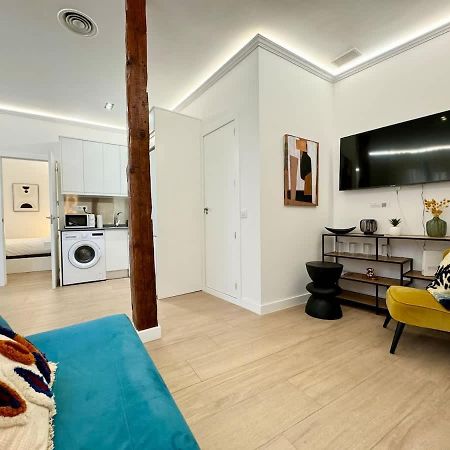 Plaza Mayor Cozy Private Apartment With Ac มาดริด ภายนอก รูปภาพ