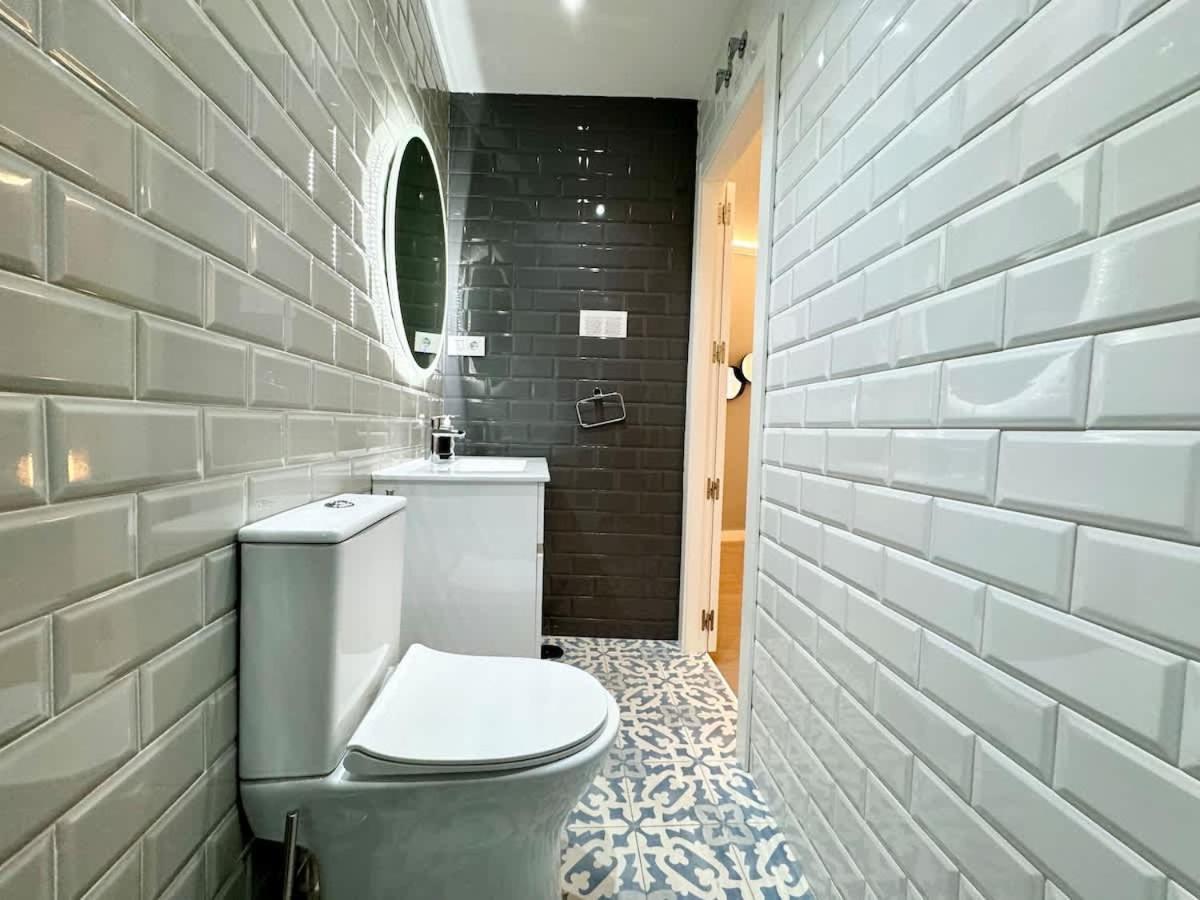 Plaza Mayor Cozy Private Apartment With Ac มาดริด ภายนอก รูปภาพ
