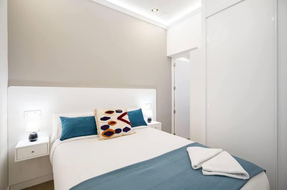 Plaza Mayor Cozy Private Apartment With Ac มาดริด ภายนอก รูปภาพ