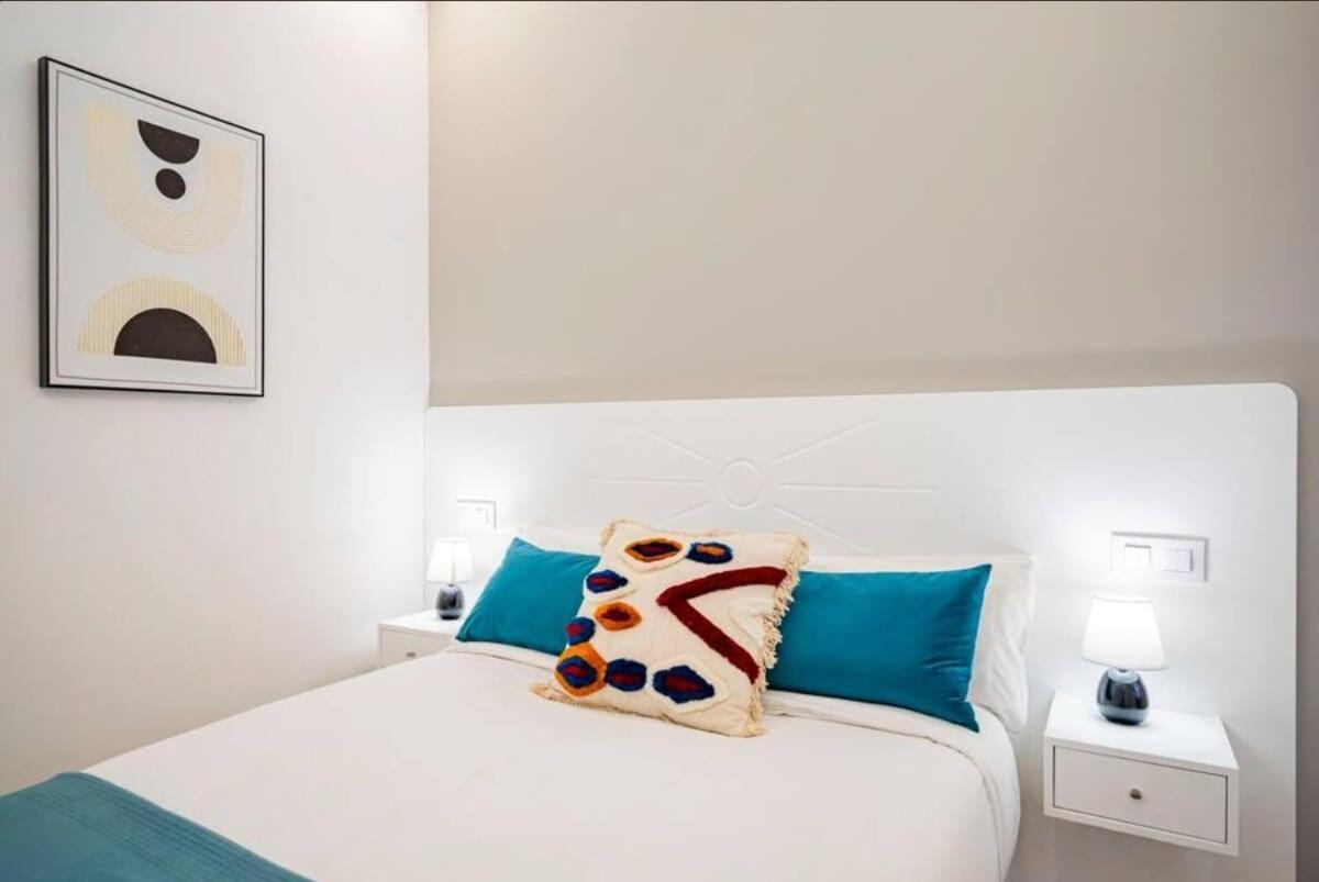 Plaza Mayor Cozy Private Apartment With Ac มาดริด ภายนอก รูปภาพ